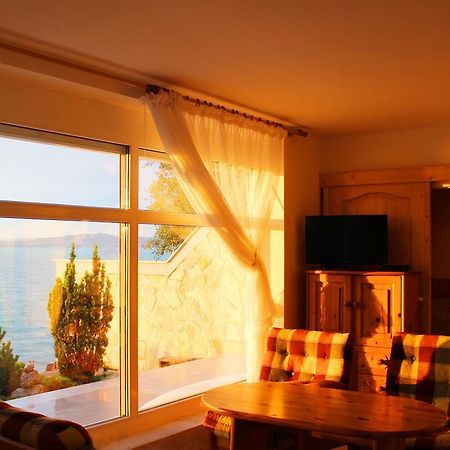 Parton Villa Apartments Fonyód Oda fotoğraf